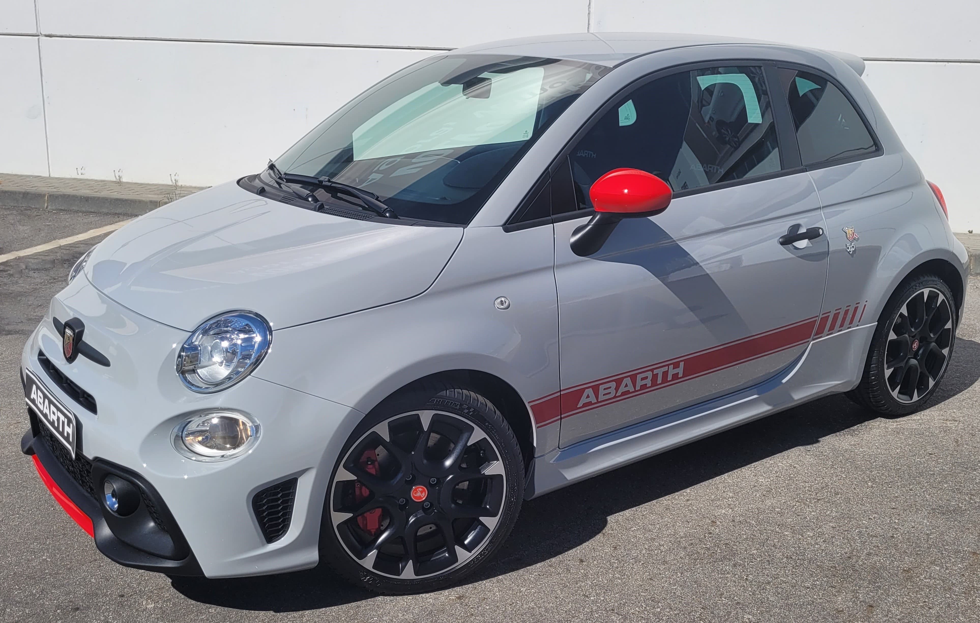 Abarth 595 1.4 T-Jet Competizione